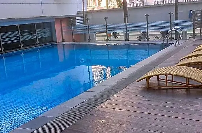 호텔 101 Newport Boulevard West Wing Pasay 4*
